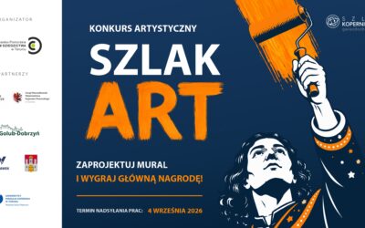Grafika promująca konkurs na mural o Mikołaju Koperniku: Komiksowo narysowany Mikołaj Kopernik unosi w górę rękę z wałkiem pokrytym pomarańczową farbą